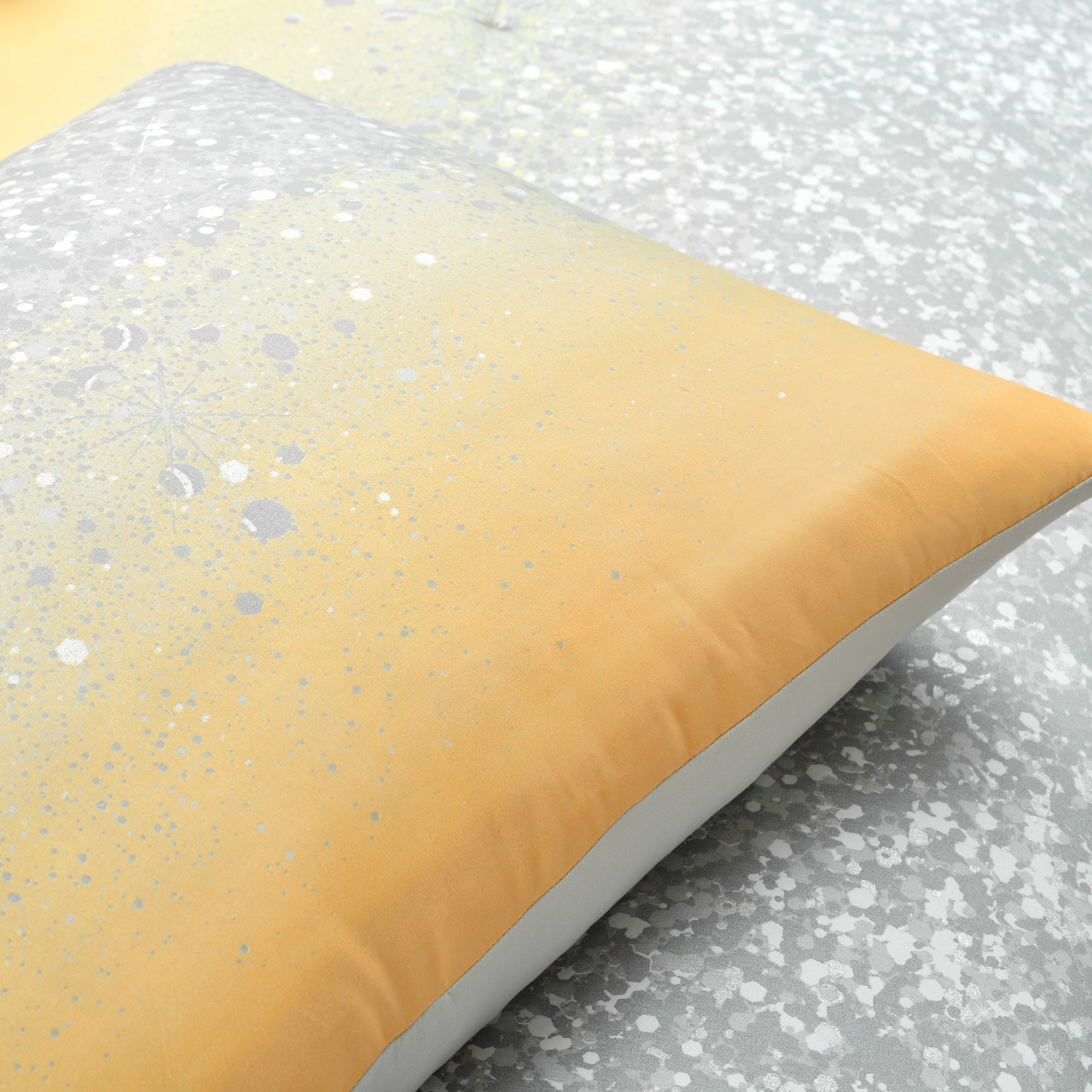 Yellow/Gray | Full/Queen