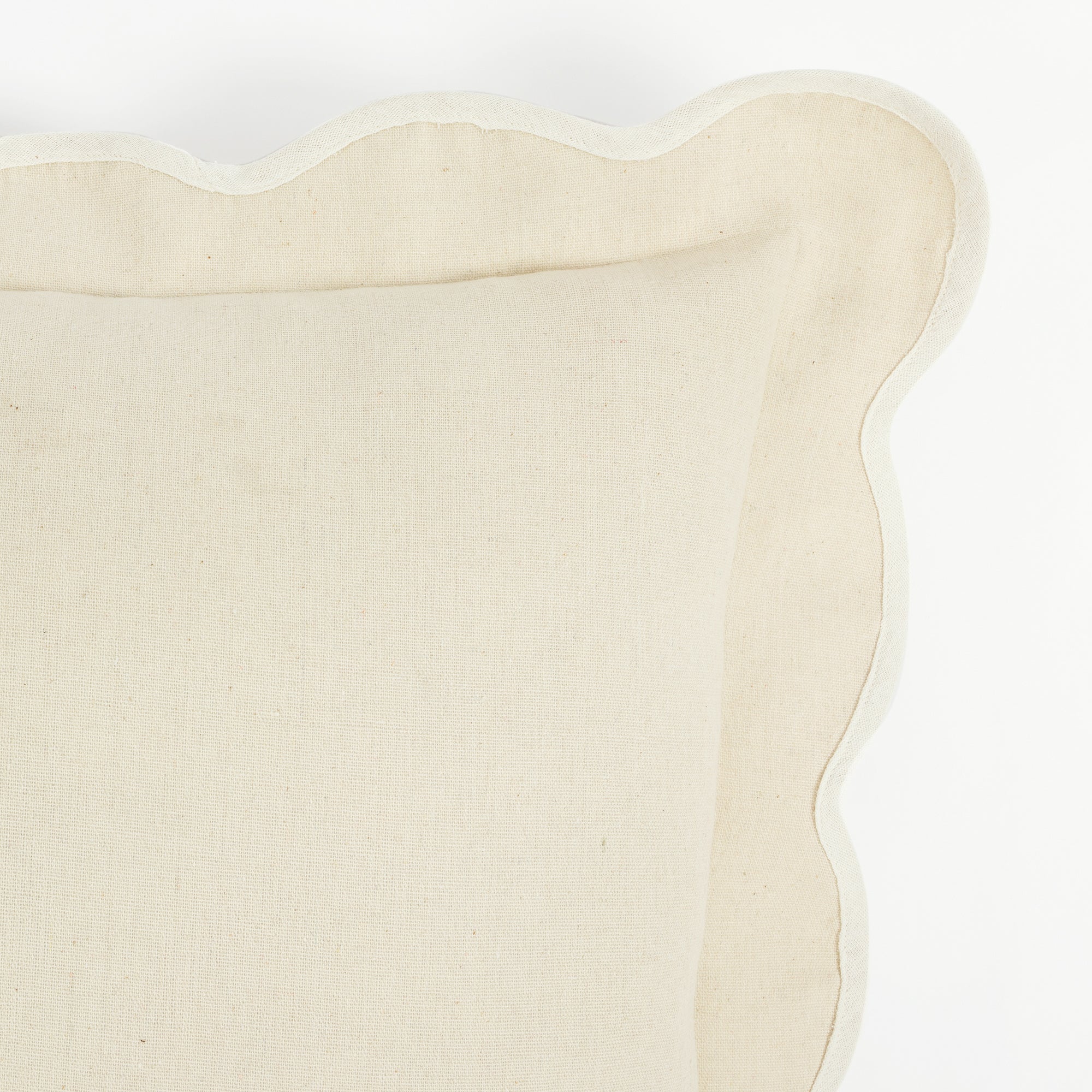 Dark Linen/ Off White | 20"H x 20"W