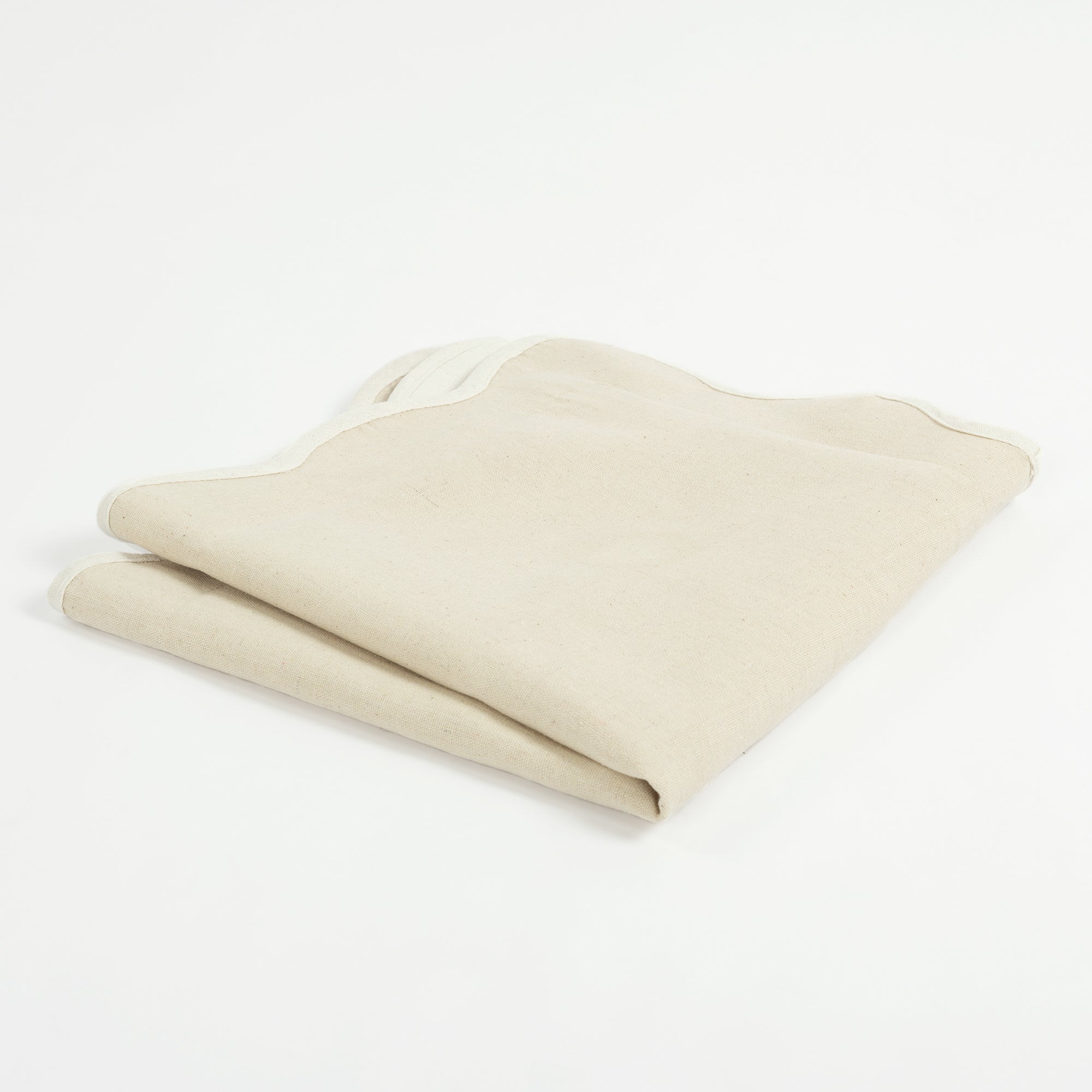 Dark Linen/ Off White | 20"H x 20"W