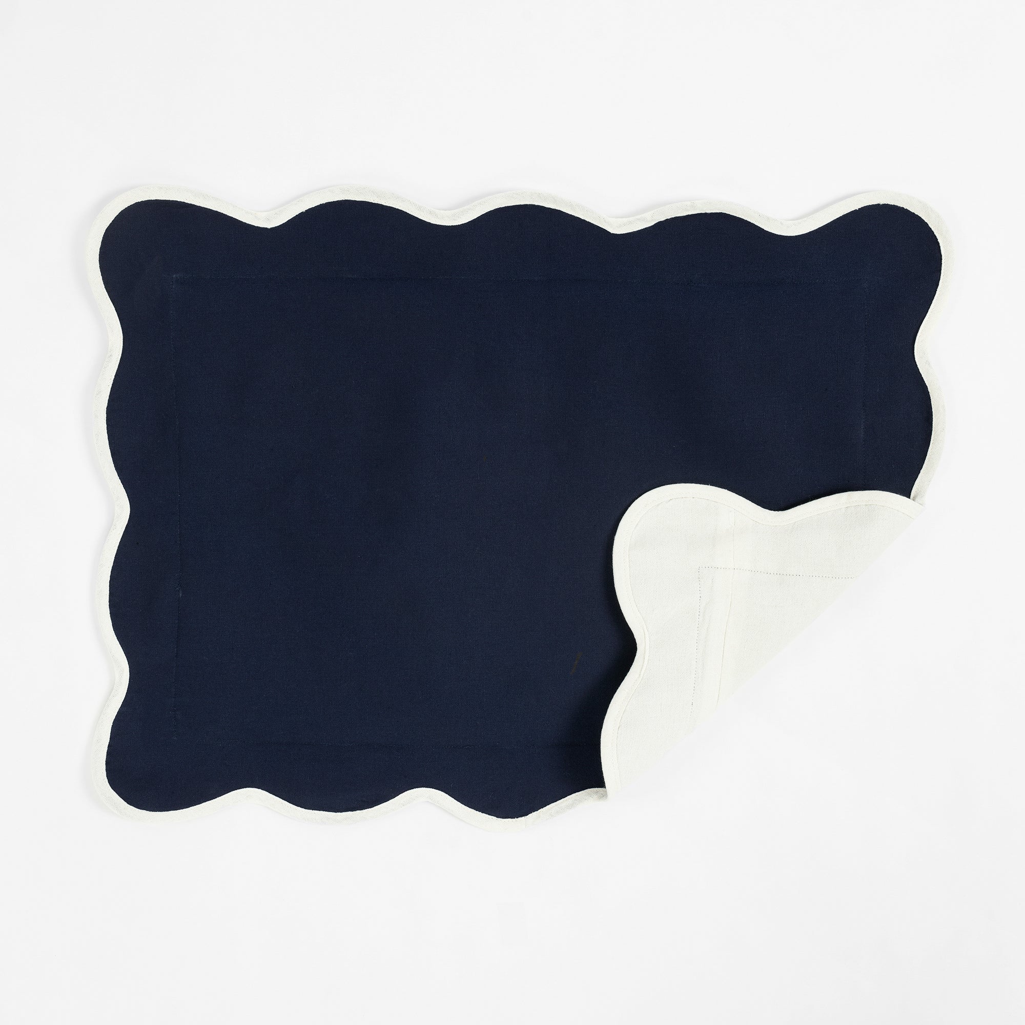 Navy/Off White | 13"H x 20"W