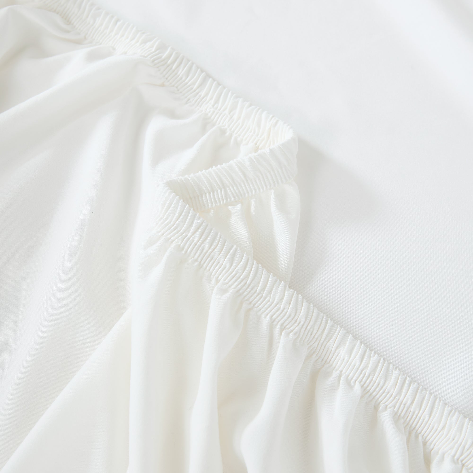 White | Twin-XL