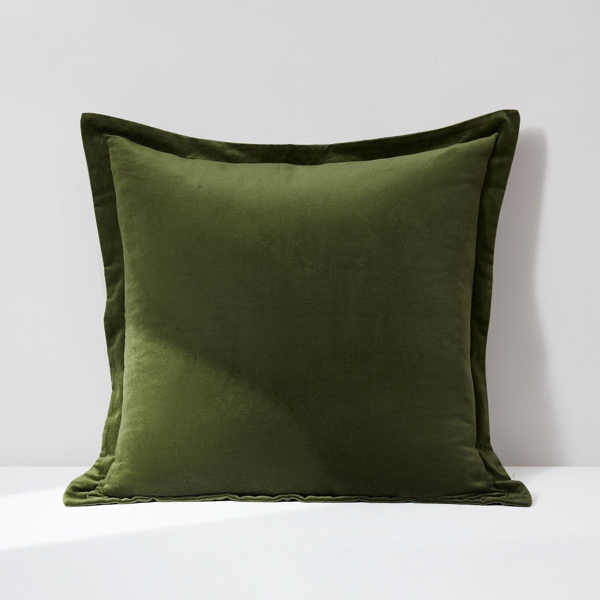 Green | 26"H x 26"W + 1.5" Flange