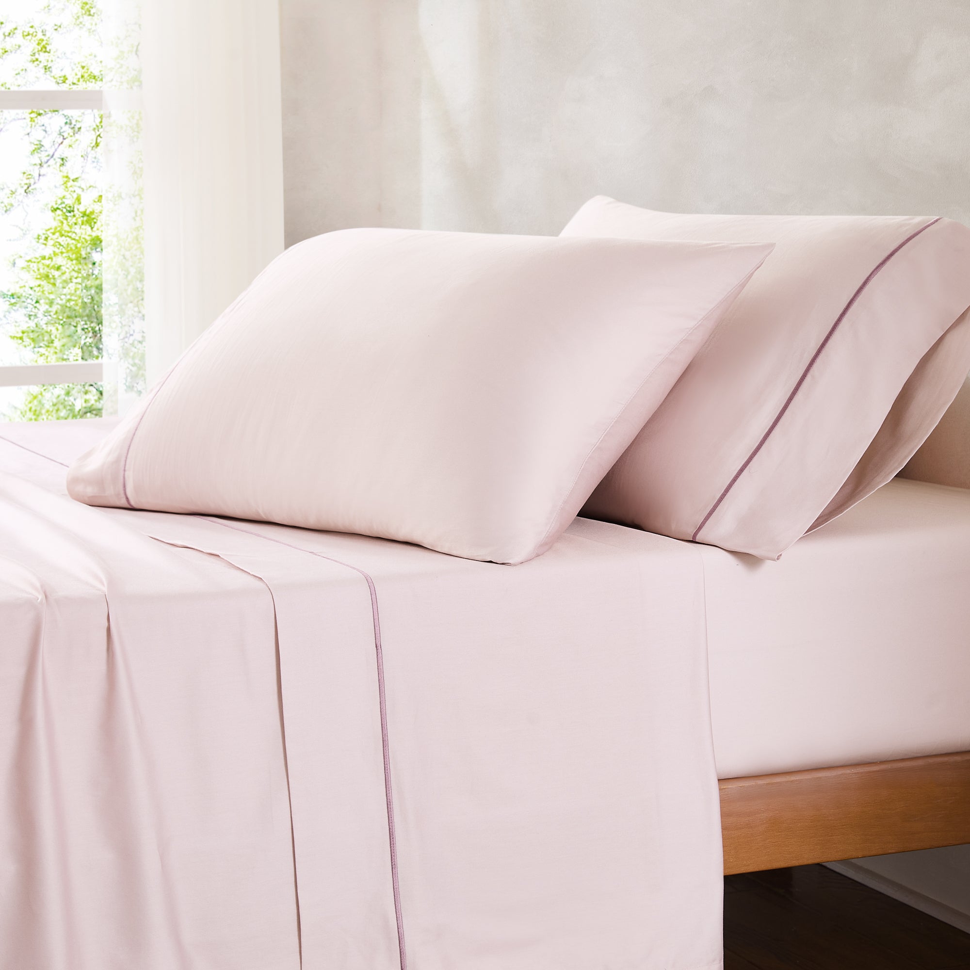 Hushed Violet | Queen