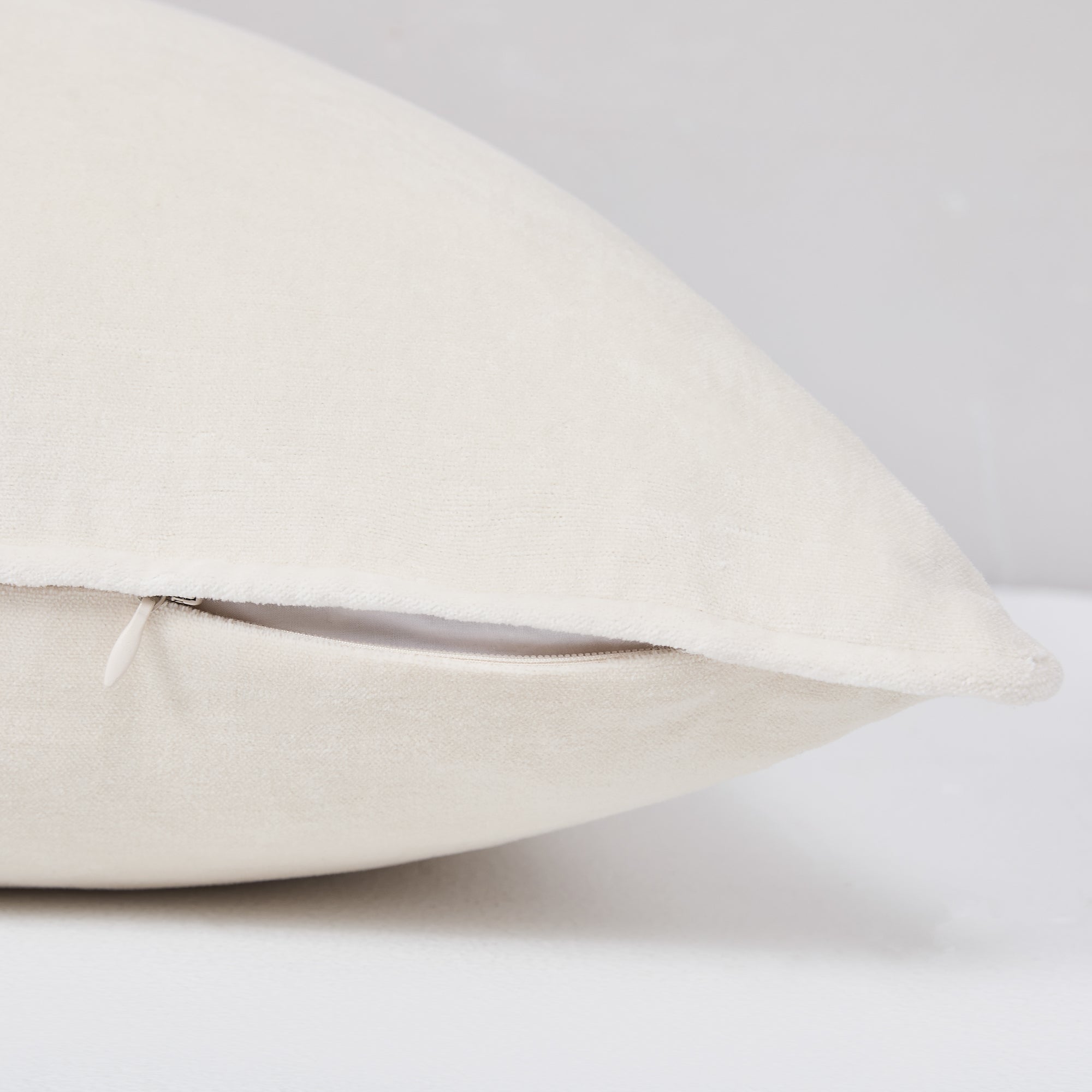 Cream | 22" W x 22" L