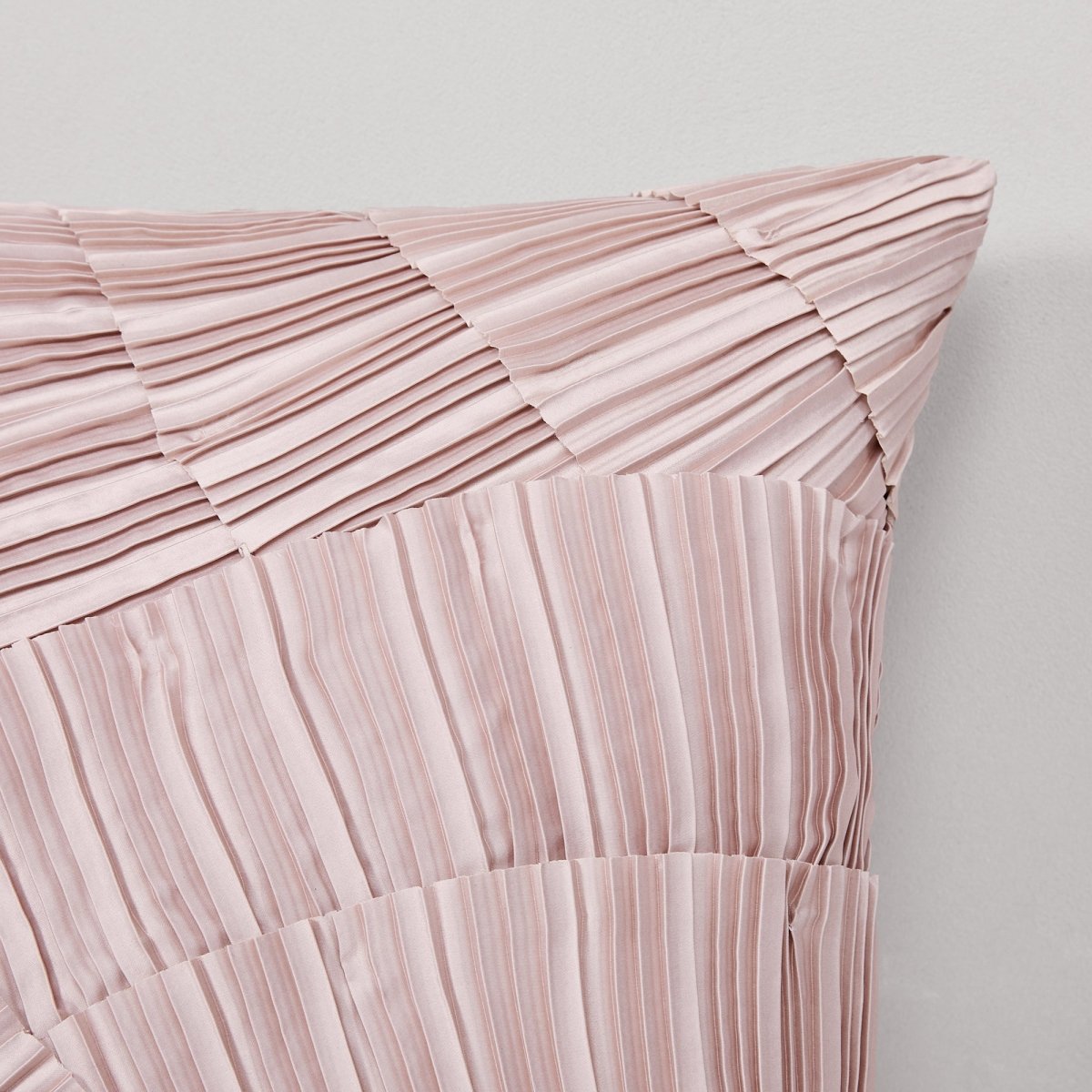 Dusty Pink | 20" x 20"