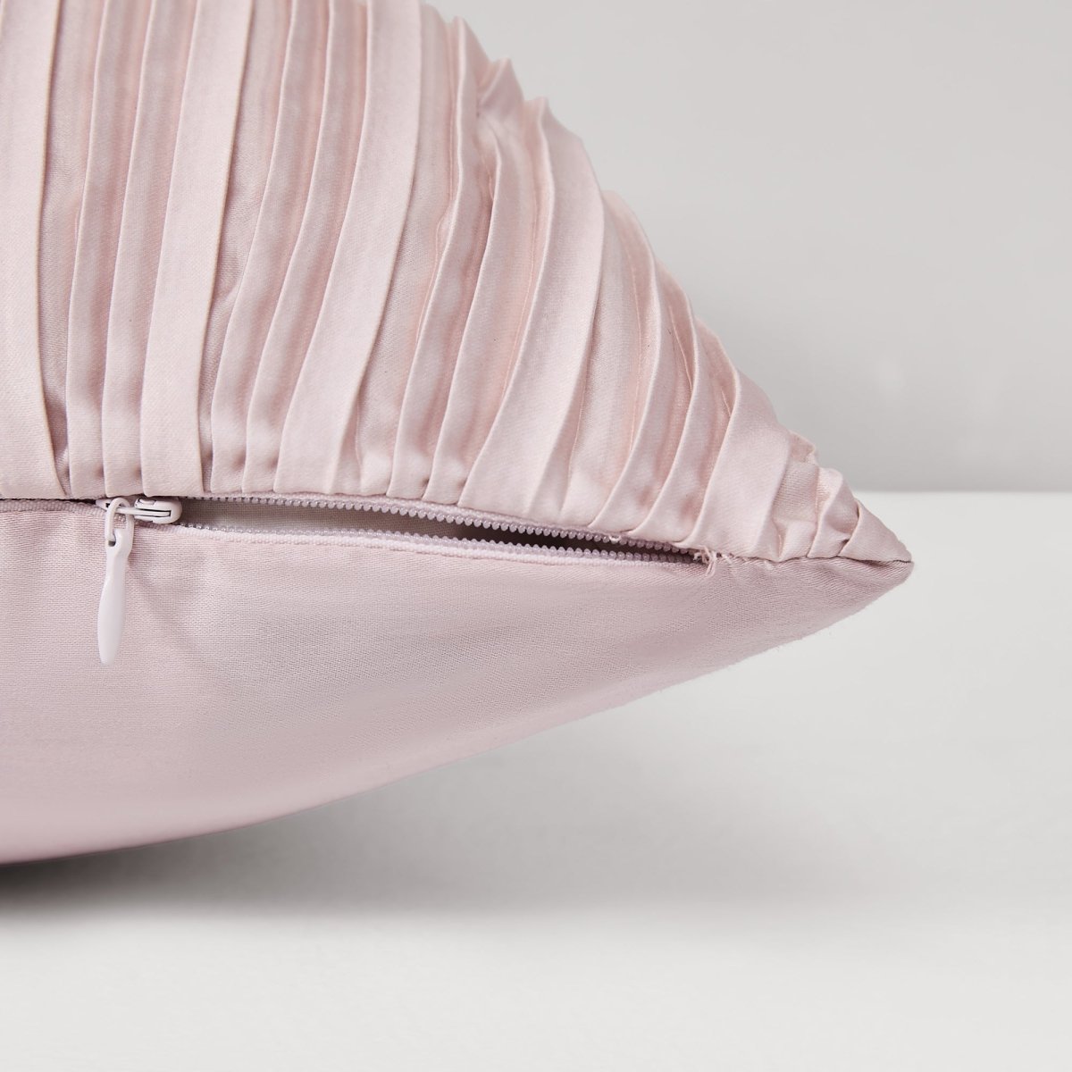 Dusty Pink | 20" x 20"