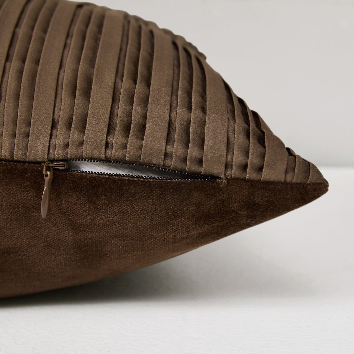 Brown | 18" W x 18" L