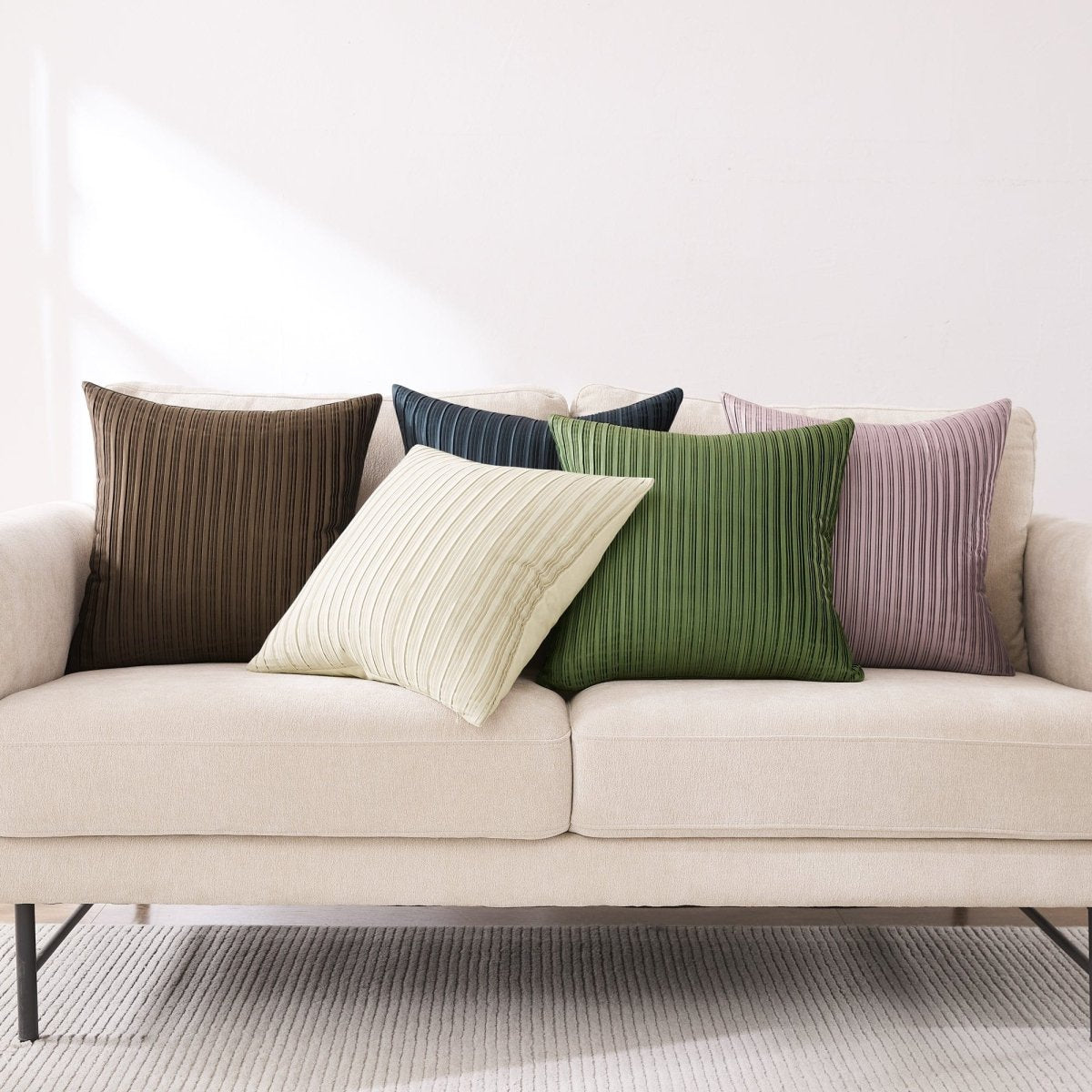 Cream | 18" W x 18" L