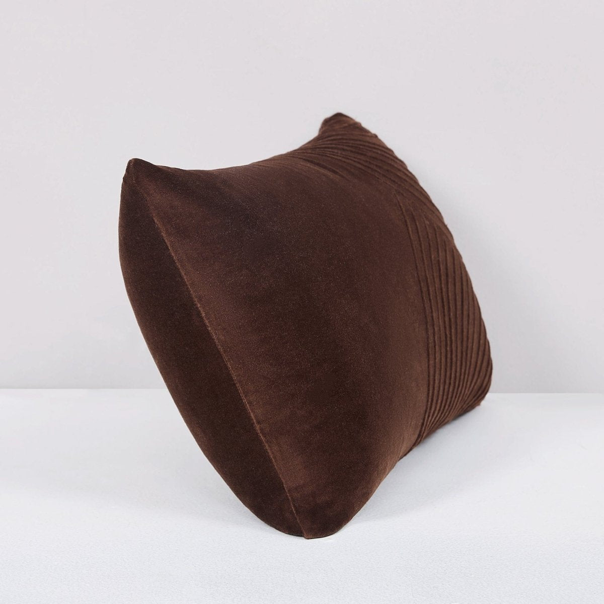 Brown | 22" W x 12" L