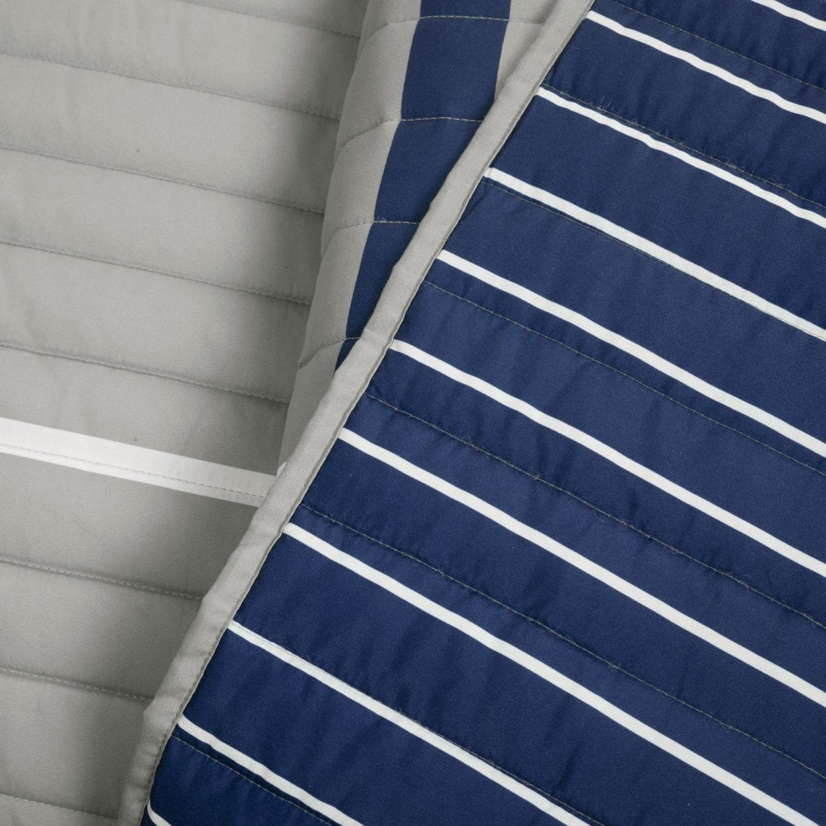 Gray/Navy | Full/Queen